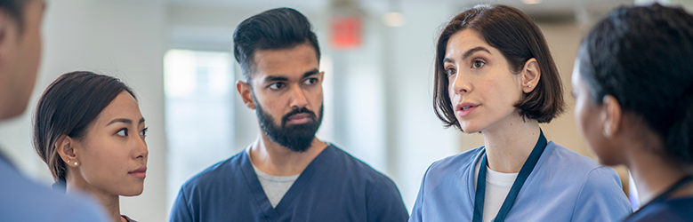 male-female-nurses